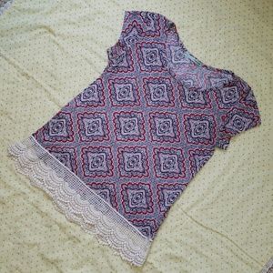 Maurices T-shirt with lacing